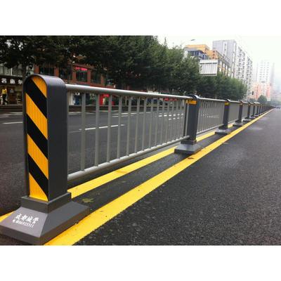 公路护栏
